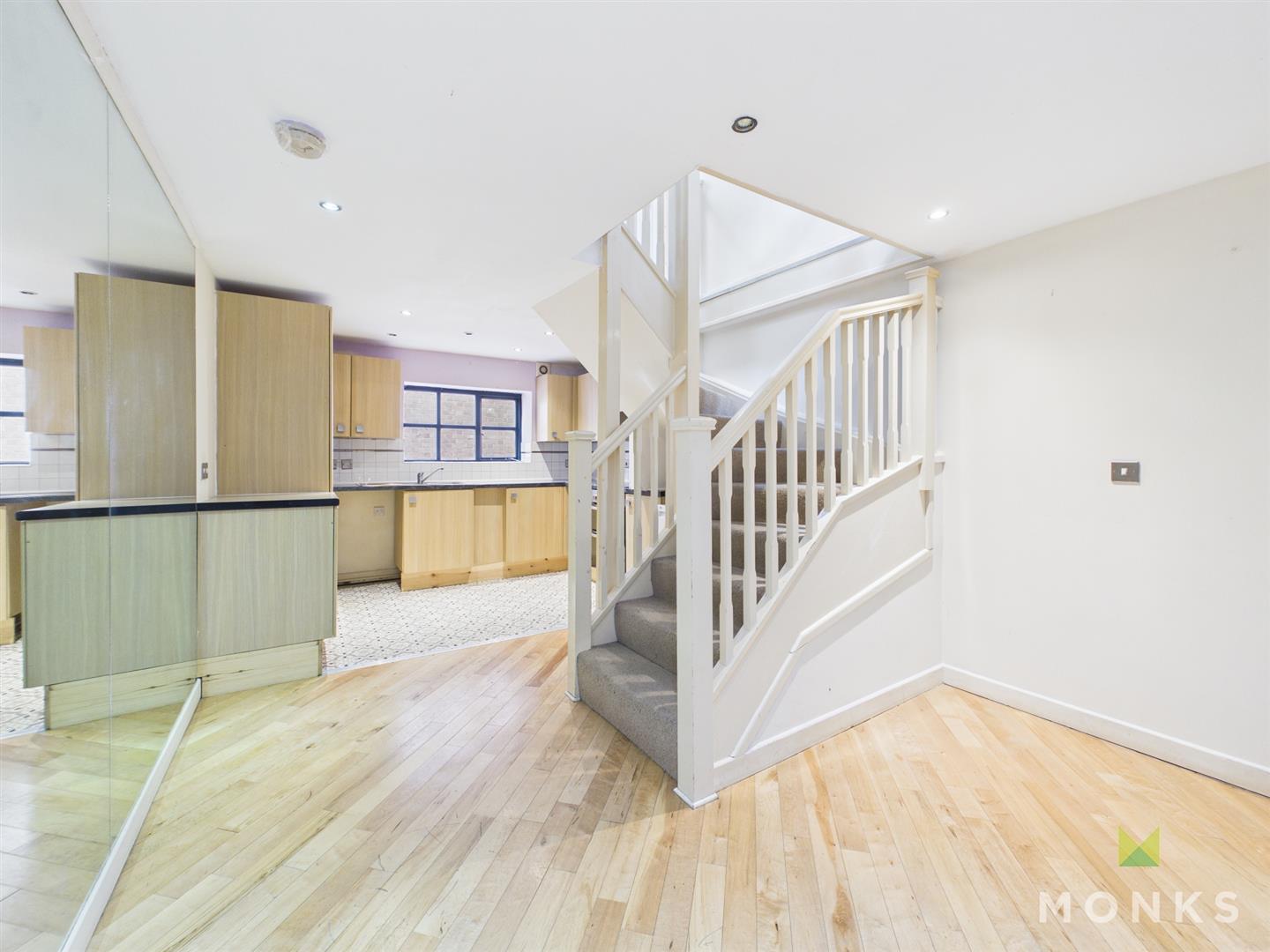 4 Chapel Mews, Shrewsbury, SY1 2BG For Sale